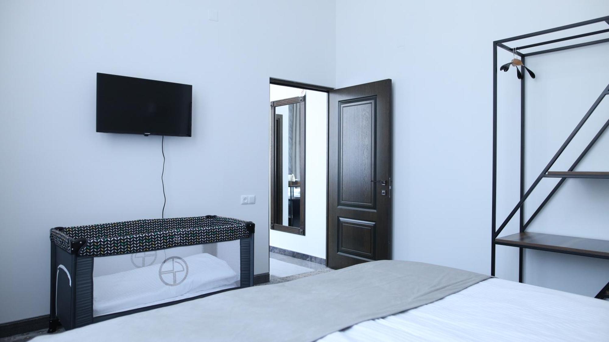 Bmg Hotel By Grigoryans Group Goris Luaran gambar