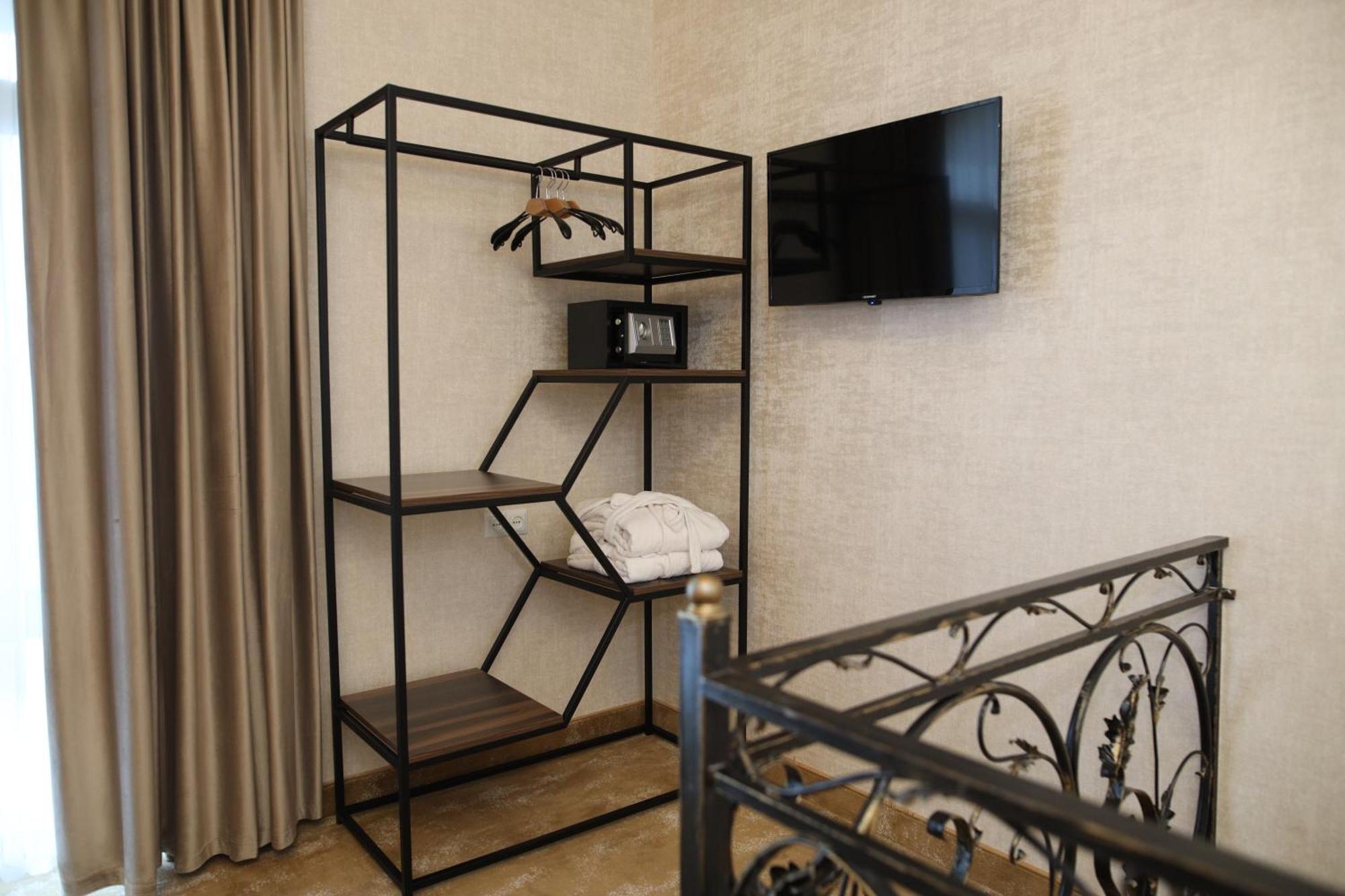 Bmg Hotel By Grigoryans Group Goris Luaran gambar