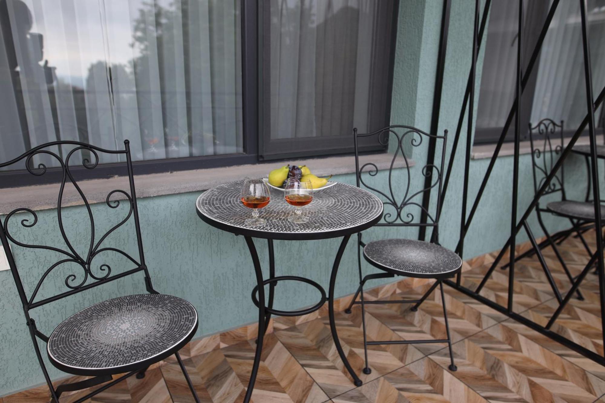 Bmg Hotel By Grigoryans Group Goris Luaran gambar